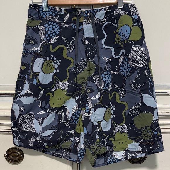 Patagonia Other - Patagonia Blue and Green Floral Board Shorts